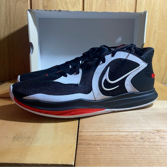 Nike Kyrie Low 5 BRED Sz 14 Black Chile Red White DJ6012-001 Basketball Shoes DS main image 6